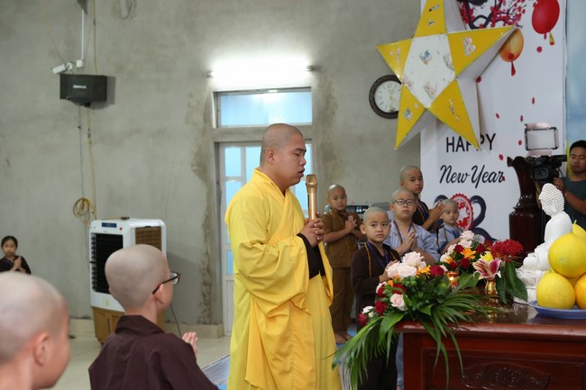 The 3rd Day of Summer Retreat for Children in Dong Cao pagoda